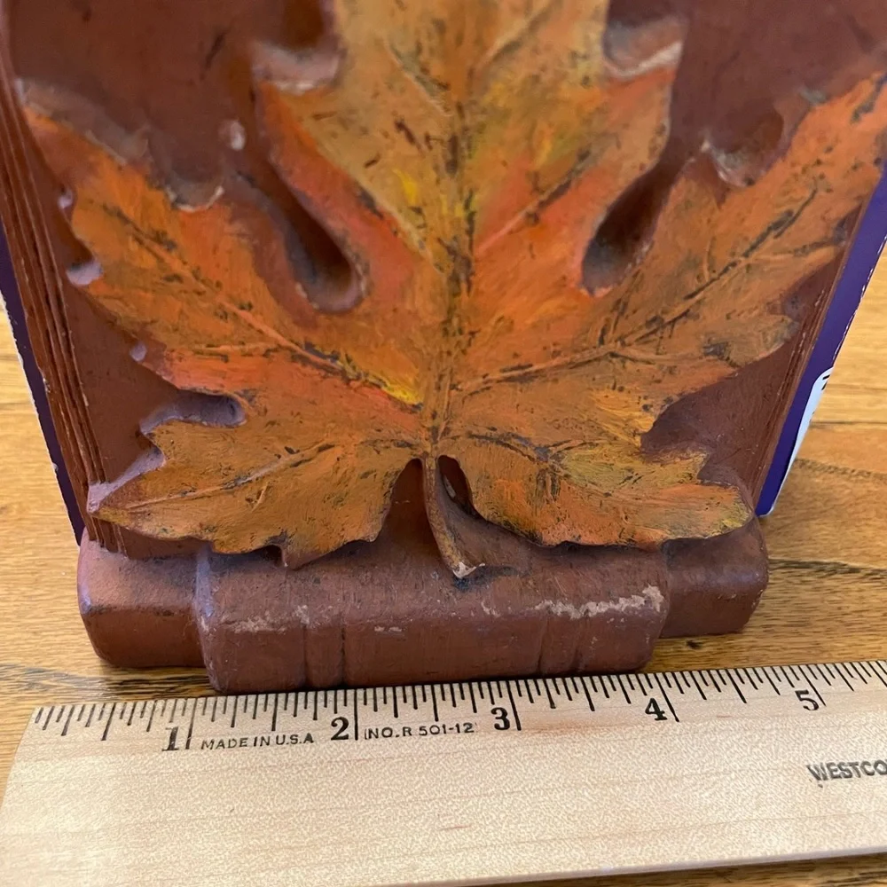 Maple leaf vintage bookends - preowned